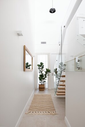 Interior - Magenta Palms  with Pools & Beach access on Golf Course (Magenta)