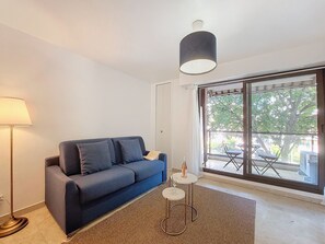 TV - N&J - KALLISTA - Balcony - Central (Niza)