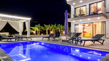 Villa | Spring | Teras/patio