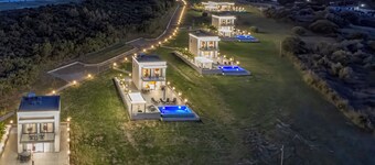 Continent Villas