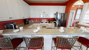 單棟房屋, 多張床 (Seaside Serenity) | 私人廚房 | 焗爐、多士爐