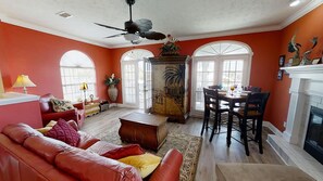 Living area - Seaside Serenity (Panama City Beach)