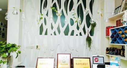 Aiqinhai Hotel