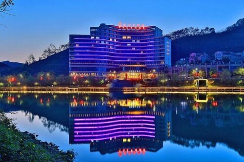 Oriental Hotel (Kaihua Linhu Road)