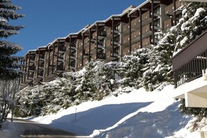 Exterior - 310m from shops, view resort, balcony, tv, ski locker, 45m², La Clusaz (La Clusaz)