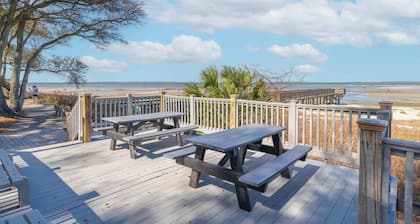 Beach Haven 1BR | Steps to Ocean w/ Pool & Grill