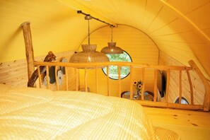 1 bedroom, WiFi (free), bed sheets