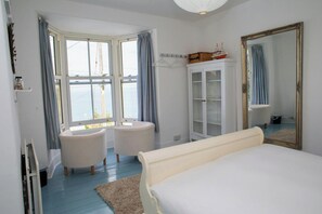 3 chambres, accès au Wi-Fi (inclus), literie fournie