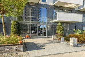Front of property - Albatross Tower by Grand Apartments (Gdansk)