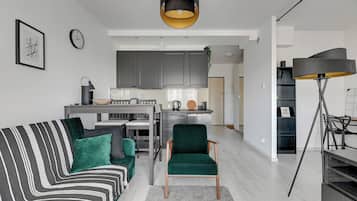 舒适公寓 | 隔音、熨斗/熨衣板、免费 WiFi