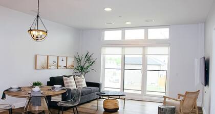 New The Carlyle 302 Grand Bend