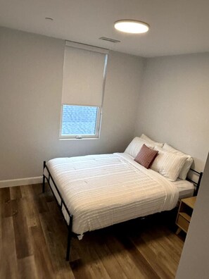 3 bedrooms, free WiFi, bed sheets