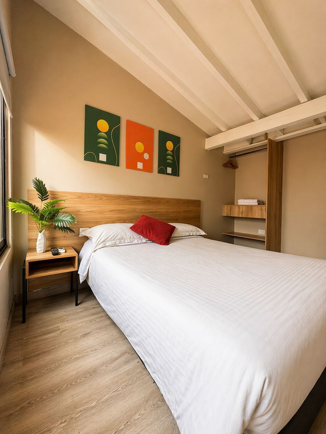 อพาร์ทเมนท์ (#302) | โต๊ะทำงาน, Wi-Fi ฟรี