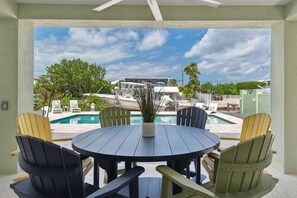 Outdoor dining - Endless Summer Key Largo House (Key Largo)