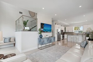 Smart TV, table tennis - Endless Summer Key Largo House (Key Largo)