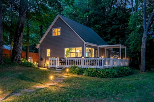 Vermont Lakehouse Retreat