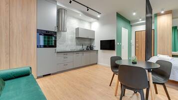 1 غرفة نوم ومكواة/لوح كي وواي فاي مجانًا