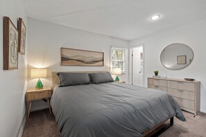 4 Schlafzimmer, Bügeleisen/Bügelbrett, WLAN, Bettwäsche