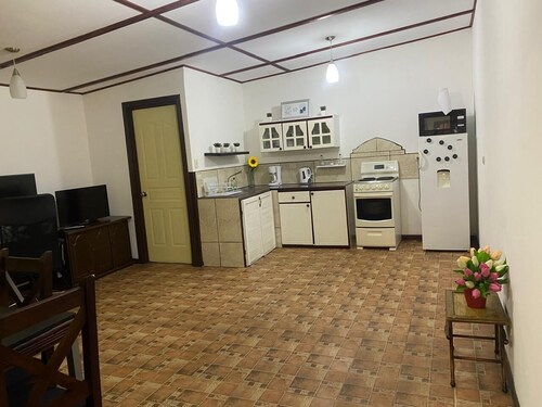 Cozy 1-bedroom apartment in fantastic San Pablo with WiFi