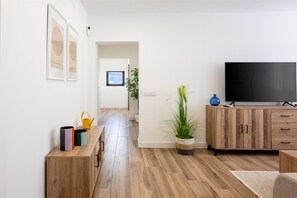 Living room - Newly Refurbished Holiday Home in S/C (Santa Cruz de Tenerife)