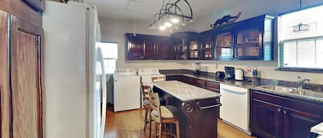 House (2 Bedrooms) | Miscellaneous