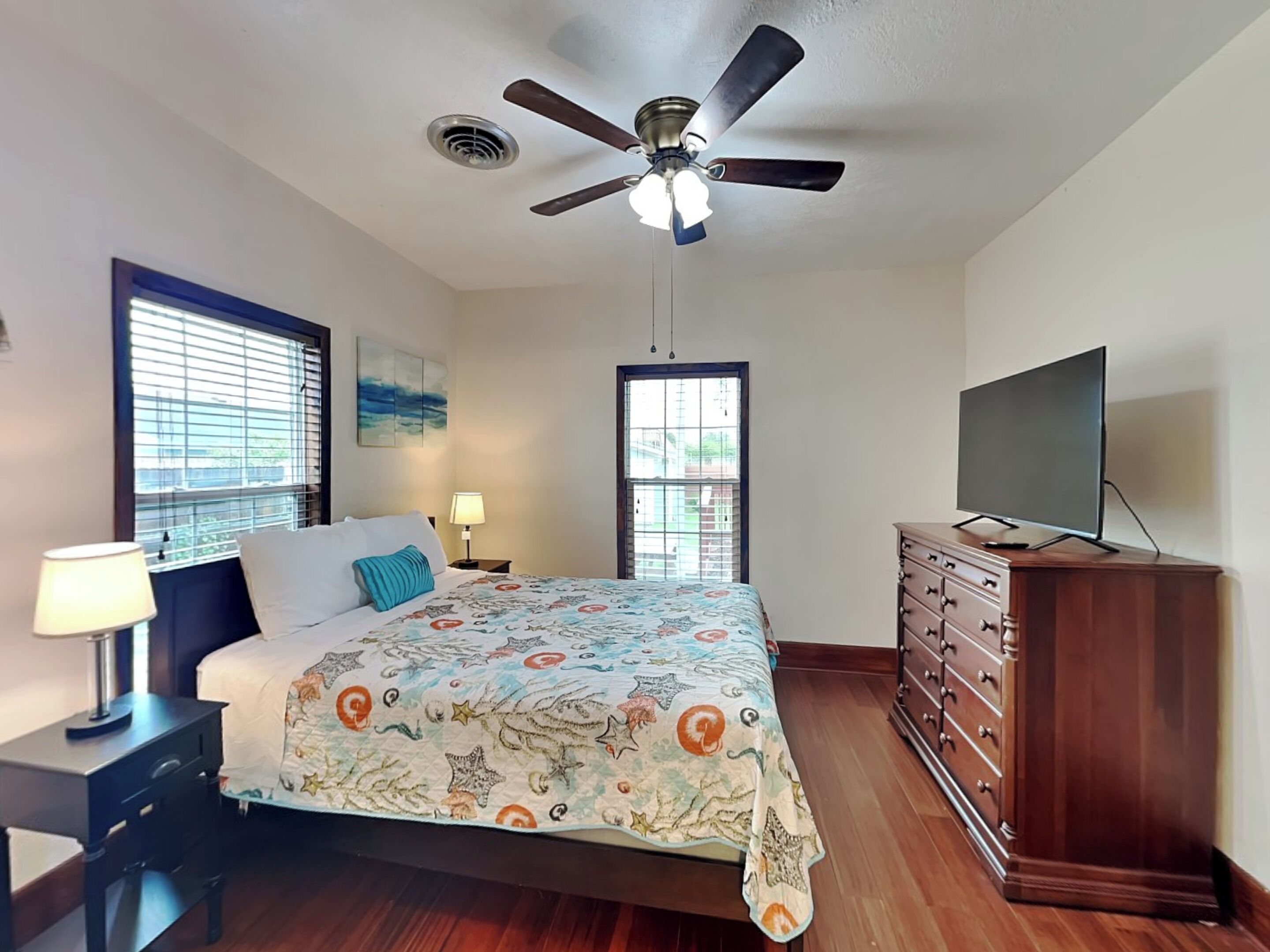 Casa (2 Bedrooms) | Servicio de la propiedad