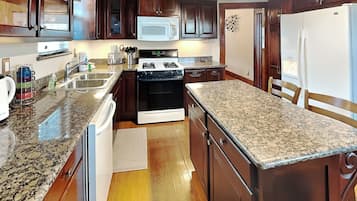 Hus (2 Bedrooms) | Diverse