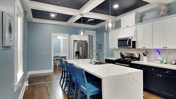 House (4 Bedrooms) | Property amenity