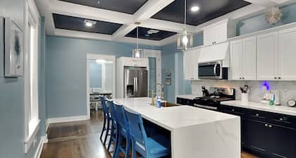 Blue Lagoon by Ryson Vacation Rentals