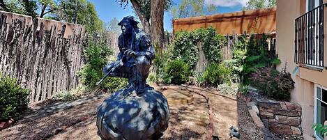 Condo (1 Bedroom) | Property amenity