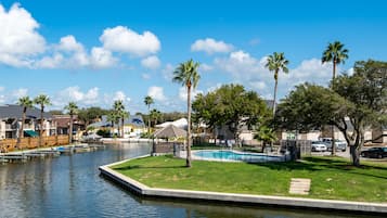 Condo (2 Bedrooms) | Servicio de la propiedad