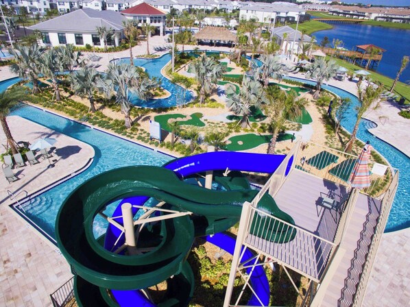 A heated pool - Brand 10 Spacious Beds At Windsor Island (Davenport)