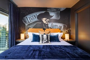 4 bedrooms, iron/ironing board, free WiFi, bed sheets