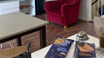 Dortoir partagé, 1 chambre, fumeur, patio | Salle de séjour