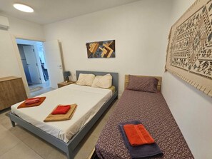 2 chambres, fer et planche à repasser, Wi-Fi gratuit, draps fournis