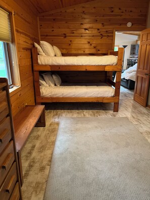 3 dormitorios, wifi gratis, ropa de cama