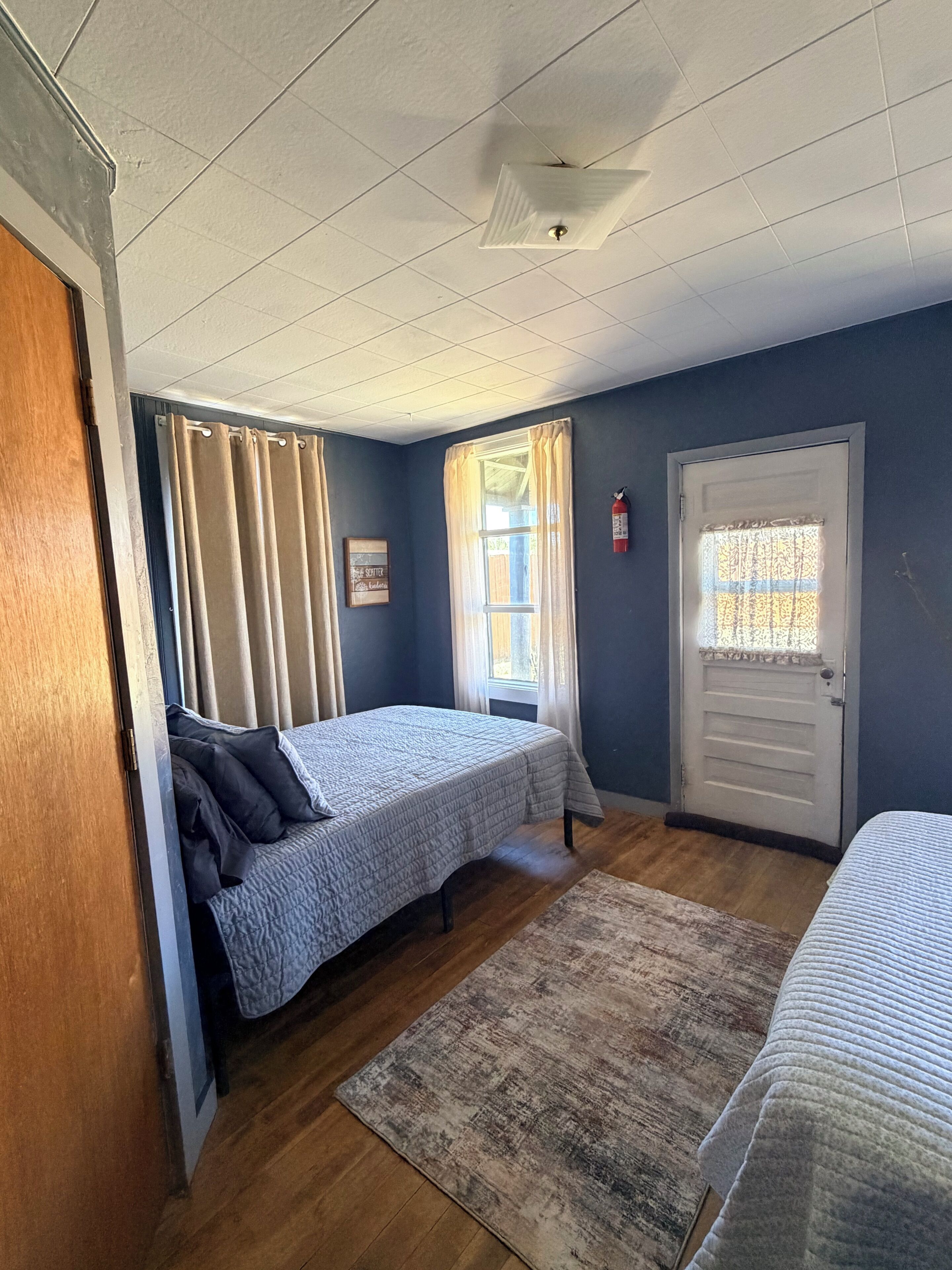 4 habitaciones, wifi gratis y ropa de cama 