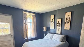 4 habitaciones, wifi gratis y ropa de cama