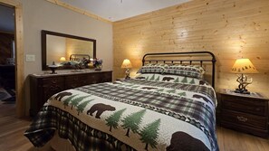 3 bedrooms, iron/ironing board, bed sheets, wheelchair access