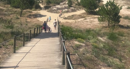Casa da Alvorada, Maison de Vacances Avec Jardin et Piscine