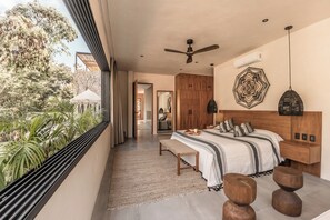5 Schlafzimmer, Zimmersafe, Schreibtisch, BĂŒgeleisen/BĂŒgelbrett