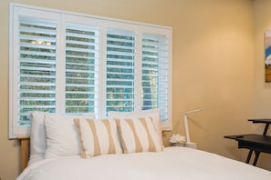 3 bedrooms, iron/ironing board, free WiFi, bed sheets - Downtown Retreat w/ Hot Tub and Fire Pit! (Templeton)
