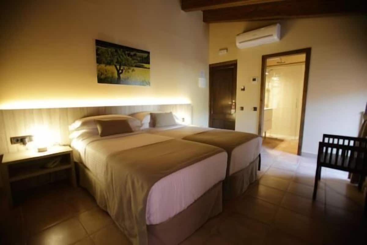 Comfort Quadruple Room, City View | In-room safe, soundproofing, free WiFi