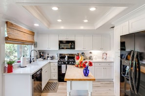 Microwave, stovetop, dishwasher, coffee/tea maker - Pet-Friendly Riverside Retreat w/ Private Spa! (Riverside)