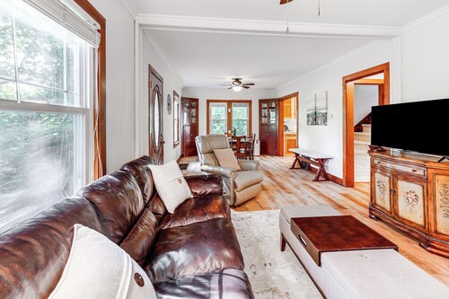 Secluded Crown Point Haven Near Golfing & Parks!