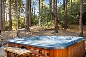 Baignoire à remous extérieure