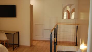 2 soverom, strykejern/-brett, wi-fi og sengetøy