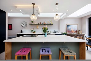 하우스 | 4 개의 침실, 인터넷