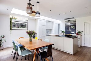 Maison | 4 chambres, Internet