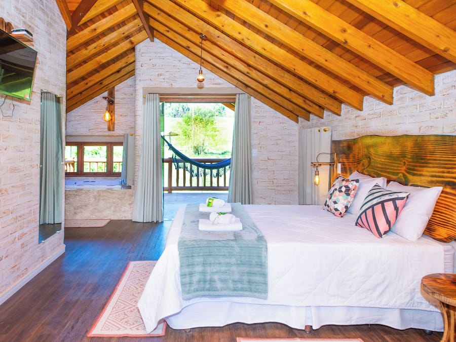 Chalé VII com hidromassagem e vista para as montanhas | Free WiFi